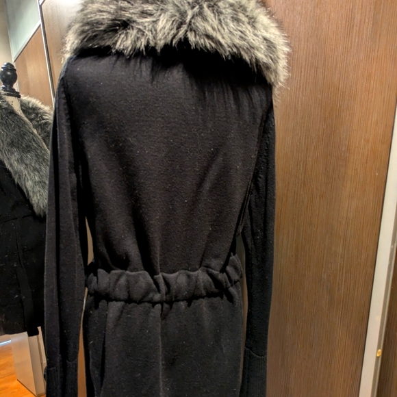Banana Republic Fur Trim Cardigan - Picture 5 of 7